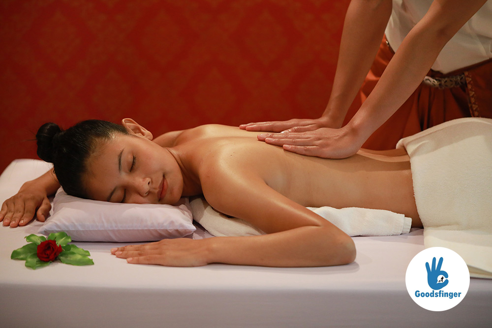 Aroma Body Massage : At Ease Massage 120 Mins
